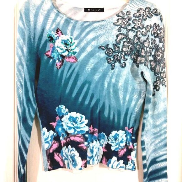 Moeina Womens Blue Embordered Knit Top Pull Over Floral Sequin Beaded No Tag (M) - Picture 3 of 5